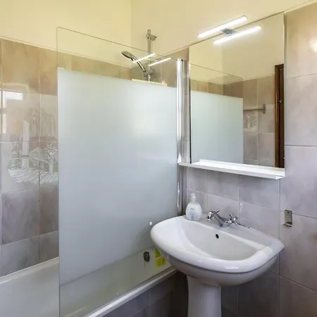 Charming Algarve Quinta Luz 9 Bedrooms Large Pool Snooker Table וילה סילבס