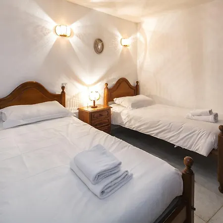 Charming Algarve Quinta Luz 9 Bedrooms Large Pool Snooker Table Villa Silves