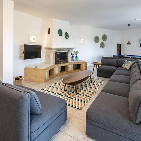 Charming Algarve Quinta Luz 9 Bedrooms Large Pool Snooker Table Villa Silves