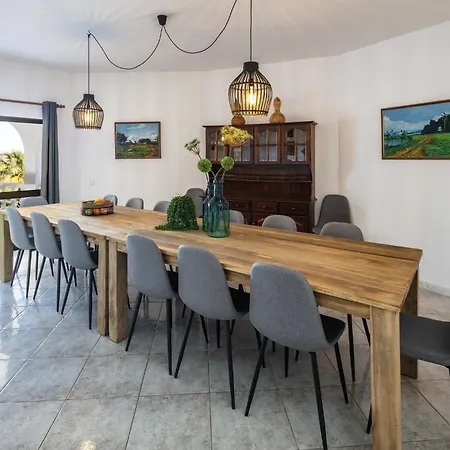 Charming Algarve Quinta Luz 9 Bedrooms Large Pool & Snooker Villa